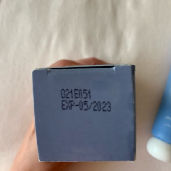 July Sky SPF - Picture 3 of 3